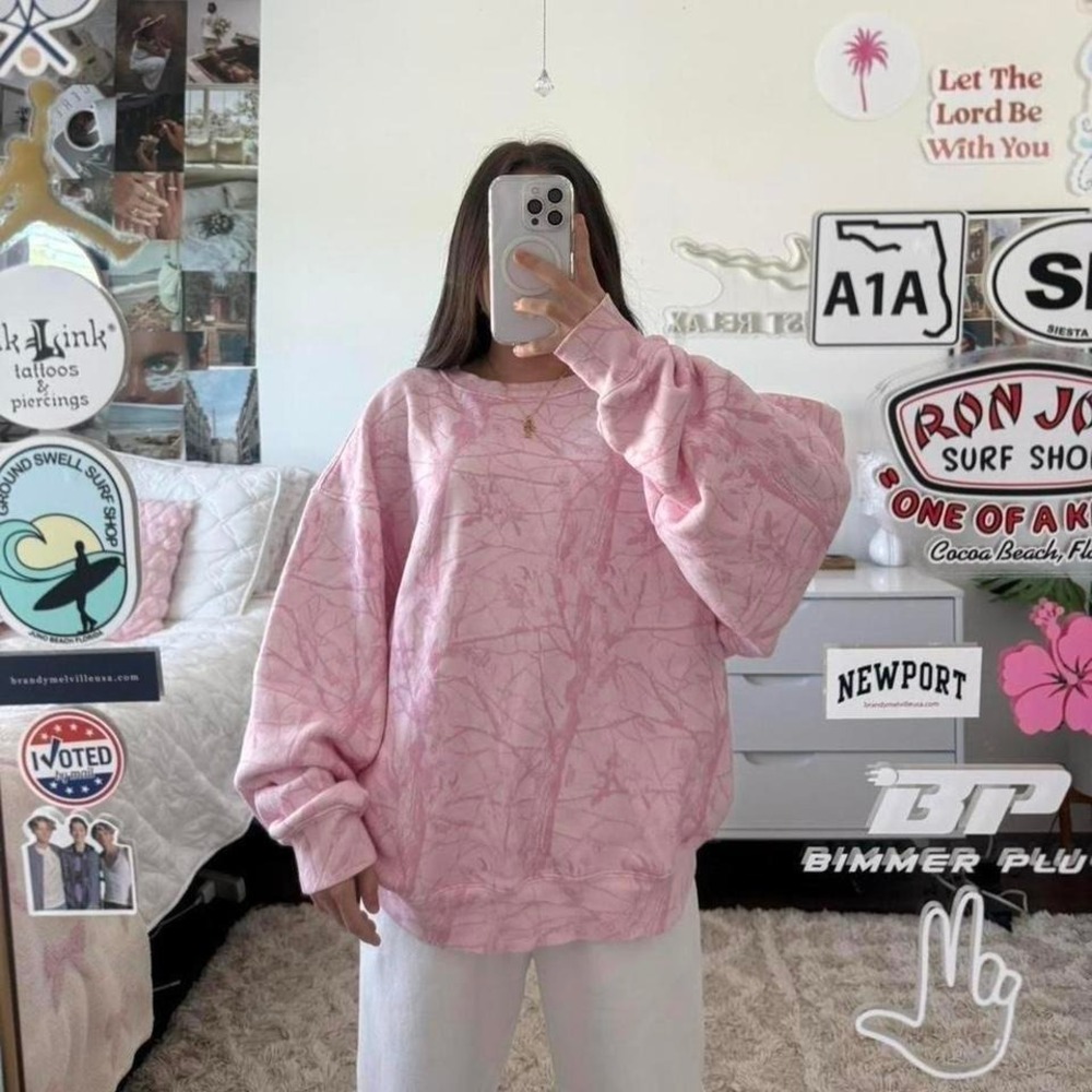 dairy boy‎ bubble gum camo crewneck